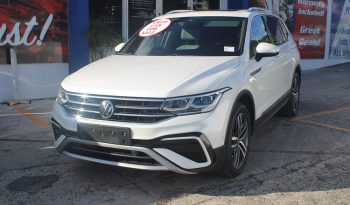 2023 Volkswagen Tiguan full