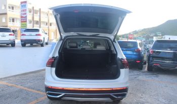 2023 Volkswagen Tiguan full