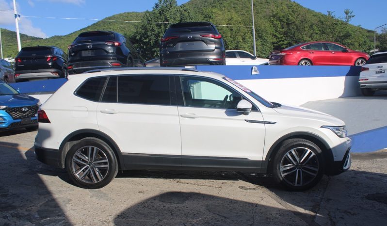 2023 Volkswagen Tiguan full
