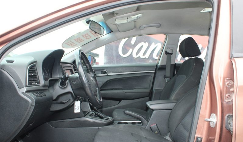 2018 Hyundai Elantra full