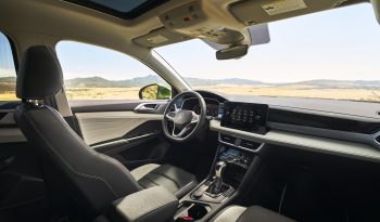 Volkswagen Taos full
