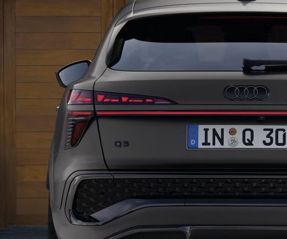 Audi Q3 Sportback full